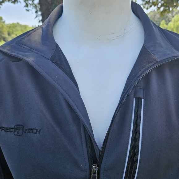Free Tech Softshell Jacket Carbon - Picture 5 of 11